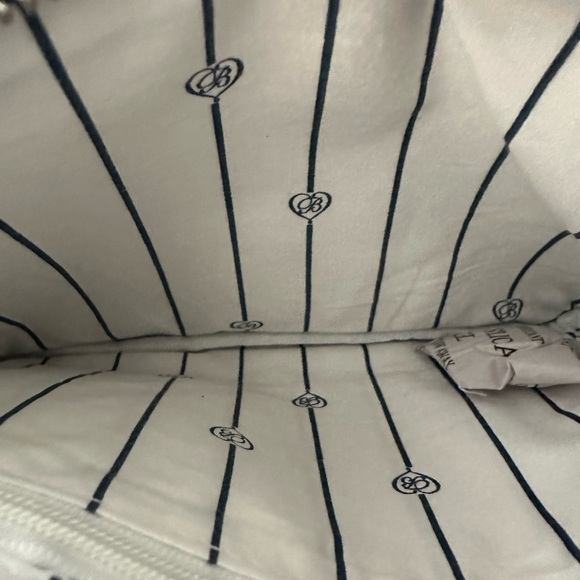 Brighton Lovely Blue Heart Pouch/Wristlet NWOT - Picture 4 of 5